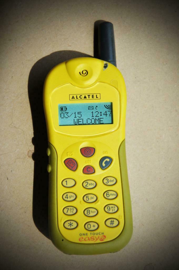 DUMMY GSM ALCATEL (niet van echt te onderscheiden) - VINTAGE, Kinderen en Baby's, Speelgoed | Overig, Nieuw, Verzenden