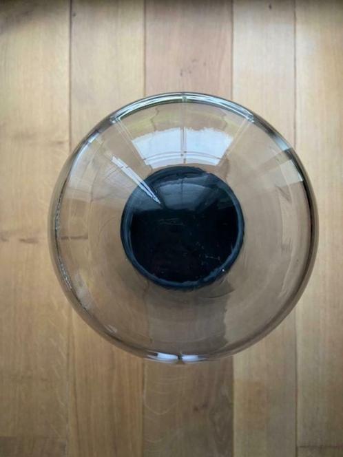 Grande cloche ou globe en verre avec socle en bois noir, Antiquités & Art, Curiosités & Brocante, Enlèvement