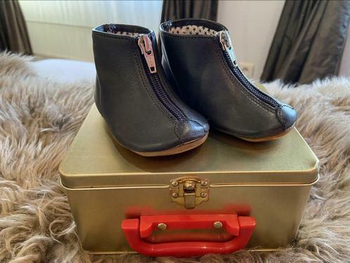 Pom d'api schoentjes/slofjes donkerblauw leder maat 18, Kinderen en Baby's, Babykleding | Schoentjes en Sokjes, Zo goed als nieuw