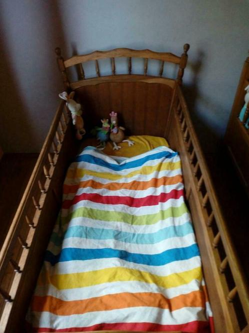 kolonie Moment lineair ② 2 babybedjes + matrassen + dekbedden + hoezen, lakens, matra —  Kinderkamer | Bedden — 2dehands
