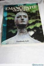 Van emancipatie gesproken Fotoboek KAV, Boeken, Ophalen of Verzenden, Gelezen