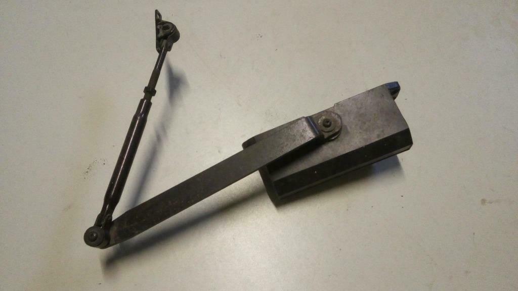 Ferme-porte hydraulique réglable. Réglage de la vitesse de f, Enlèvement ou Envoi