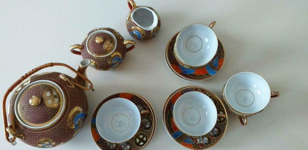 Service Japonais 6pers, Enlèvement