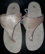 Sandales dorées., Neuf, Enlèvement ou Envoi, Autres couleurs, Sandales de bain