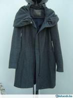 manteau en laine mélangée avec capuche ZARA taille mex 28 ta, Vêtements | Femmes, Taille 38/40 (M), Enlèvement ou Envoi
