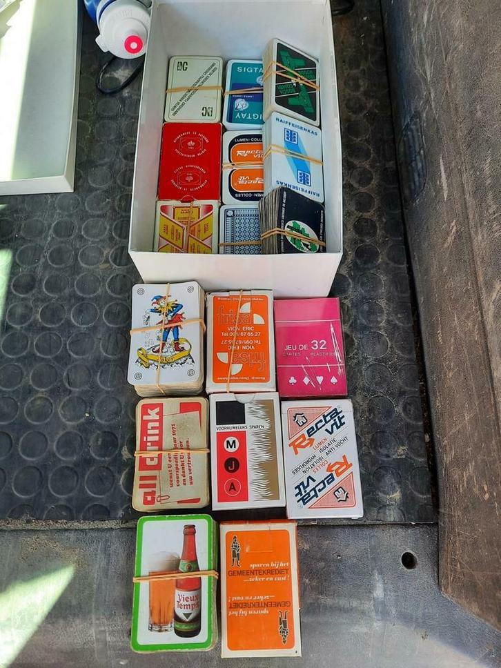 Jouer aux cartes, généralement avec des jokers., Antiquités & Art, Antiquités | Jouets, Enlèvement ou Envoi