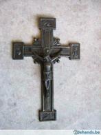 kruis  metaal, Antiek en Kunst, Antiek | Religieuze voorwerpen, Ophalen of Verzenden