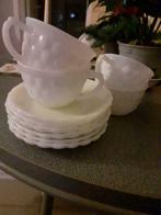 Witte tassen en ondertassen - 6 stuks, Huis en Inrichting, Keuken | Servies, Ophalen, Nieuw, Glas of Glazen