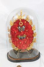 Globe Napoléon III décoré de papillons sur une armature, Antiquités & Art, Antiquités | Autres Antiquités, Enlèvement ou Envoi