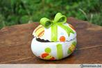 bonbonniere en faience oeuf