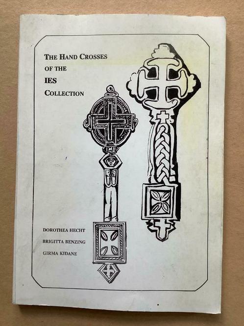 The Hand Crosses of the I E S Collection, Livres, Art & Culture | Arts plastiques, Enlèvement ou Envoi
