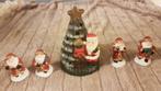 4 kerstmannetjes + kerstboom / kaarsje branden, Diversen, Kerst, Ophalen of Verzenden, Gebruikt