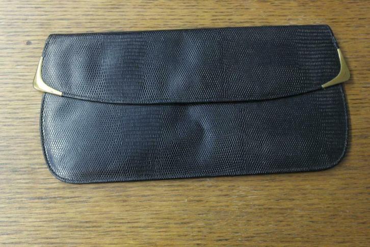 Pochette en lézard des années 60, Handtassen en Accessoires, Tassen | Damestassen, Zo goed als nieuw, Avondtasje, Zwart, Ophalen of Verzenden