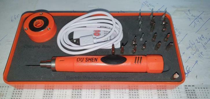 mini tournevis electrique (128), Hobby & Loisirs créatifs, Bricolage, Neuf, Outillage ou Accessoires, Enlèvement ou Envoi