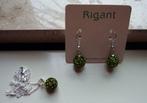 Zilveren ketting met olijfgroene bol strass hanger oorbellen, Handtassen en Accessoires, Kettingen, Ophalen of Verzenden