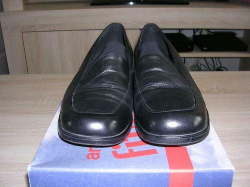 Zwarte dames schoenen.Maat 41. (nieuwstaat), Kleding | Dames, Schoenen, Zo goed als nieuw, Instappers, Zwart, Ophalen