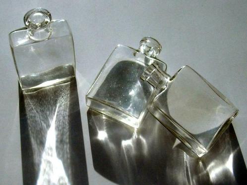 flacon fiole parfum petite bouteille verre échantillon, Antiquités & Art, Antiquités | Verre & Cristal, Enlèvement ou Envoi