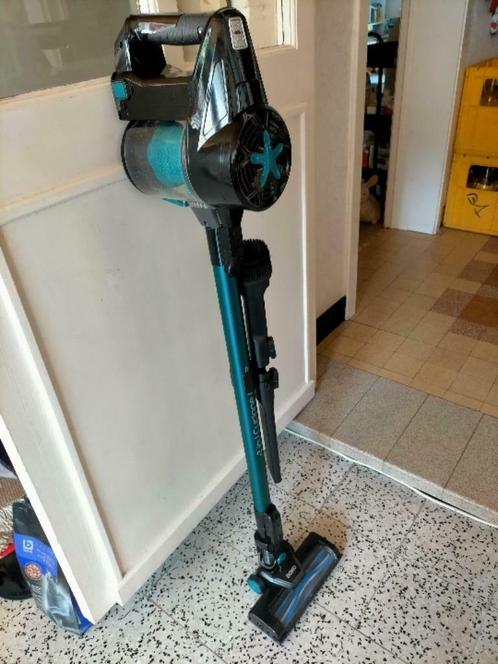 Vraiment entrepreneur chaîne aspirateur balai sans sac avec fil