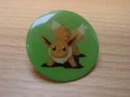 pokemon badge Eevee, gratis verzending, Collections, Collections Autre, Comme neuf, Enlèvement ou Envoi