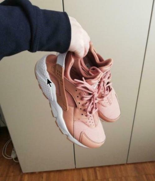 Roze huarache sneakers Nike, Vêtements | Femmes, Chaussures, Neuf, Chaussures de sports, Rose, Enlèvement ou Envoi