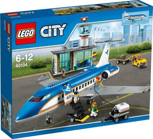 Lego 60104 Vliegveld Passagiersterminal - NIEUW & SEALED !!!, Enfants & Bébés, Jouets | Duplo & Lego, Neuf, Lego, Ensemble complet