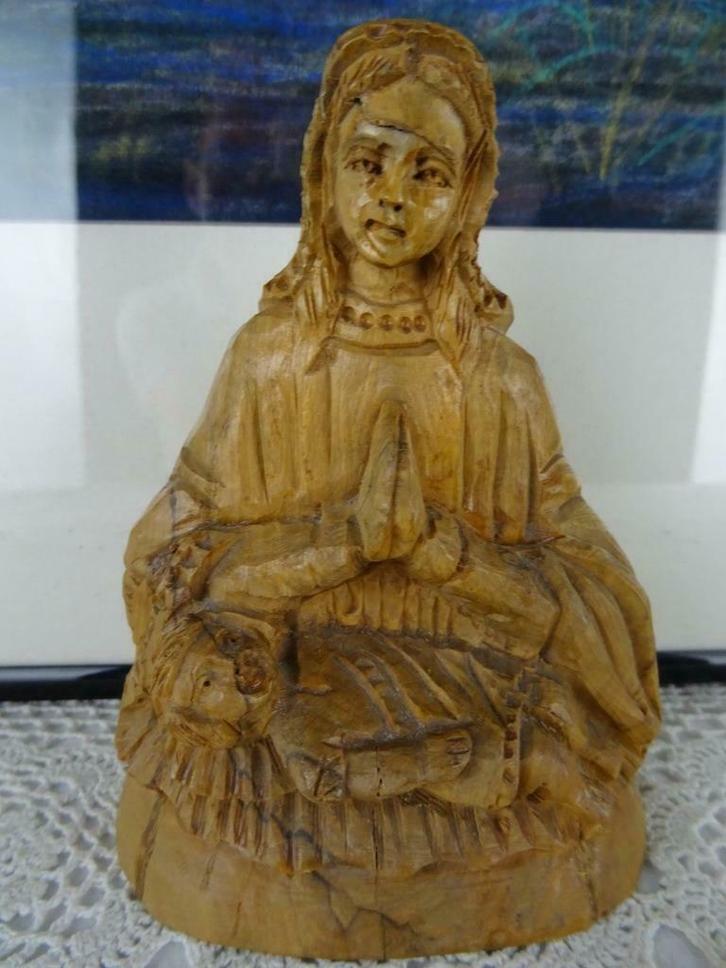 Antiek houten Mariabeeld antiek Mariabeeldje olijfhout 13cm, Antiek en Kunst, Antiek | Religieuze voorwerpen, Ophalen of Verzenden