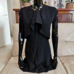 Robe Prada, Enlèvement, Porté