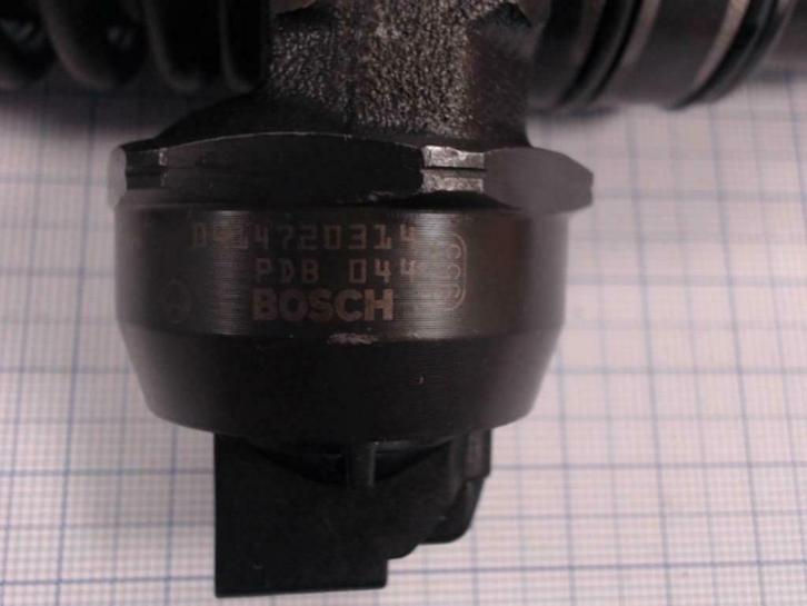 injecteur  pompe  0414720314-, Autos : Pièces & Accessoires, Moteurs & Accessoires, Seat, Volkswagen, Skoda, Enlèvement ou Envoi