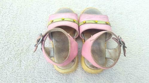 schildpad Inzichtelijk overdrijving ② Roze lederen sandalen maat 22 — Vêtements de bébé | Chaussures &  Chaussettes — 2ememain