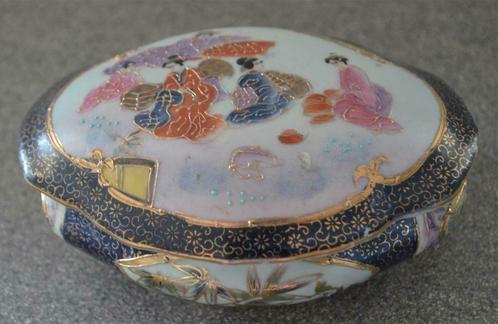 Satsumu handbeschilderd kommetje met deksel, Antiek en Kunst, Antiek | Porselein, Ophalen of Verzenden