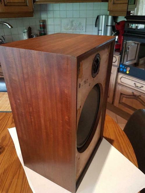 Prachtige set  Wharfedale  speakers type Melton !, Audio, Tv en Foto, Luidsprekerboxen, Gebruikt, Front, Rear of Stereo speakers