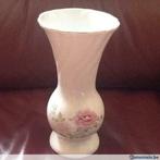 Vase blanc avec motif à fleurs, Ophalen of Verzenden, Gebruikt