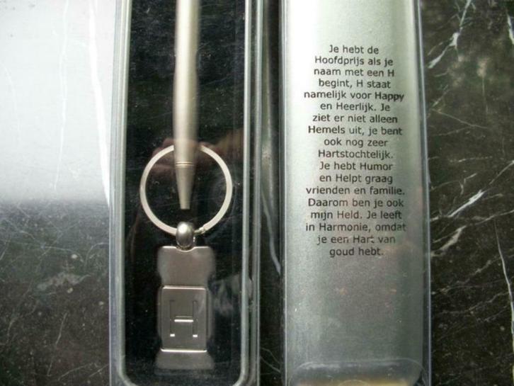 BIC & SLEUTELHANGER in cadeau-doos !, Diversen, Overige Diversen, Nieuw, Ophalen of Verzenden