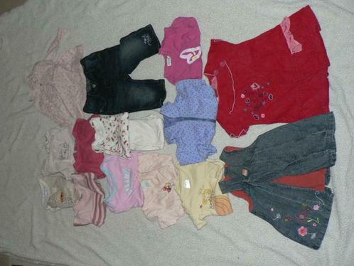 VETEMENTS BEBE 6 MOIS FILLE (achat à la pièce), Kinderen en Baby's, Babykleding | Maat 68, Gebruikt, Meisje, Setje, Ophalen of Verzenden