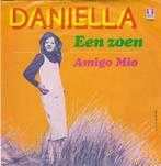 45T: Daniella: Een zoen : Cardinal, Cd's en Dvd's, Vinyl | Nederlandstalig, Ophalen of Verzenden, Gebruikt, Overige formaten