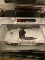 Porsche 911 GT1 street 2nd version 1/18 UT new, Hobby & Loisirs créatifs, Voitures miniatures | 1:18, Enlèvement, UT Models, Neuf