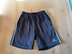 Kindershort adidas maat 152, Zo goed als nieuw, Verzenden