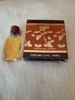 Café des Parfums - Paris, Enlèvement ou Envoi, Comme neuf