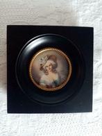 Portrait miniature Marie Antoinette  porcelaine Limoges 1920, Enlèvement ou Envoi