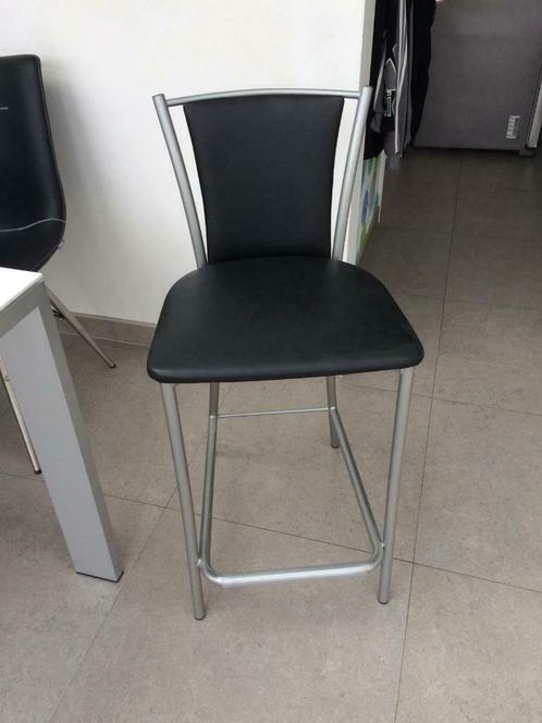 Barstoel (zwart) Chaise bar (noir) als nieuw!, Huis en Inrichting, Barkrukken, Zo goed als nieuw, Ophalen