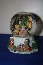 Sneeuwbol muziekdoos Kerstbomen ,kerstberen, werkt perfect, Diversen, Gebruikt, Ophalen of Verzenden