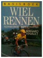 Wielrennen basisboek, Bernard Hinault, Boeken, Sportboeken, Ophalen of Verzenden, Lopen en Fietsen