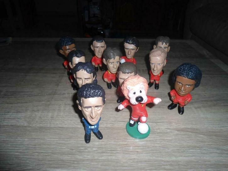 Beau lot de 12 Anciennes Figurines de 1997 ( TCC97 ) +/- 8,C, Verzamelen, Complete verzamelingen en Collecties, Ophalen of Verzenden