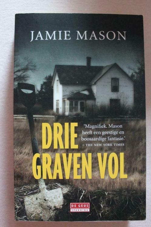 Drie Graven Vol - Jamie Mason, Boeken, Thrillers, Zo goed als nieuw, België, Ophalen of Verzenden