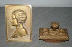 S.M Astrid en bronze plus séchoir à encre en bronze, Antiquités & Art, Enlèvement ou Envoi