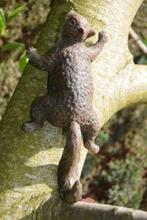 Ecureuil  grimpant en fonte patinée à suspendre, Jardin & Terrasse, Enlèvement ou Envoi, Neuf, Autres matériaux, Animal
