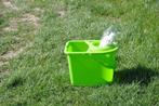 seau  avec brosse a frange sans le manche, Enlèvement ou Envoi, Neuf