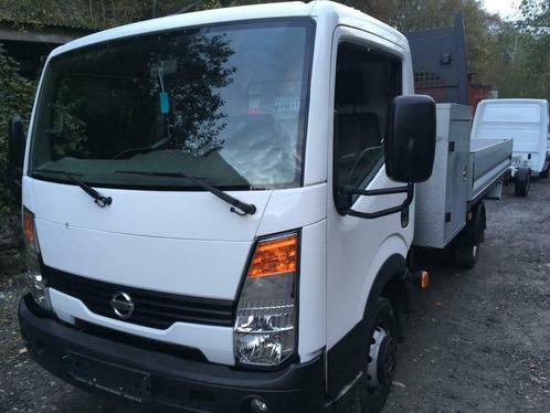 NISSAN CABSTAR BENNE BASC 47/KM PERMIS B EURO 5 SANS AD BLUE, Auto's, Bestelwagens en Lichte vracht, Particulier, Airbags, Alarm