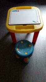 Caligo speeltafel met stoeltje, Gebruikt, Tafel(s) en Stoel(en), Ophalen