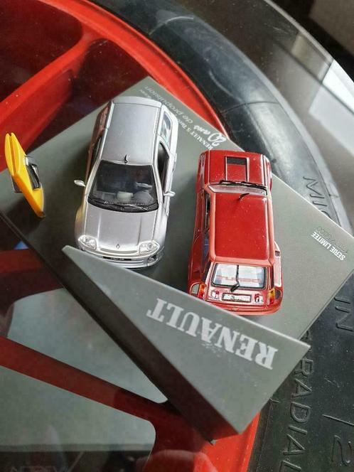 Renault 20 jaar propulsion in 1:43 5 turbo clio v6, Hobby & Loisirs créatifs, Voitures miniatures | 1:43, Comme neuf, Voiture
